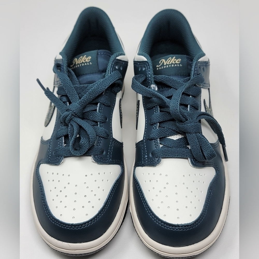 Nike Dunk Low GS Deep Jungle Youth Size 4.5Y Sneakers Shoes FB9109-301 New - Picture 8 of 11